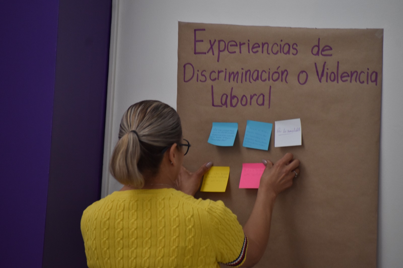 Presenta IMM conferencia «Historia de los feminismos»