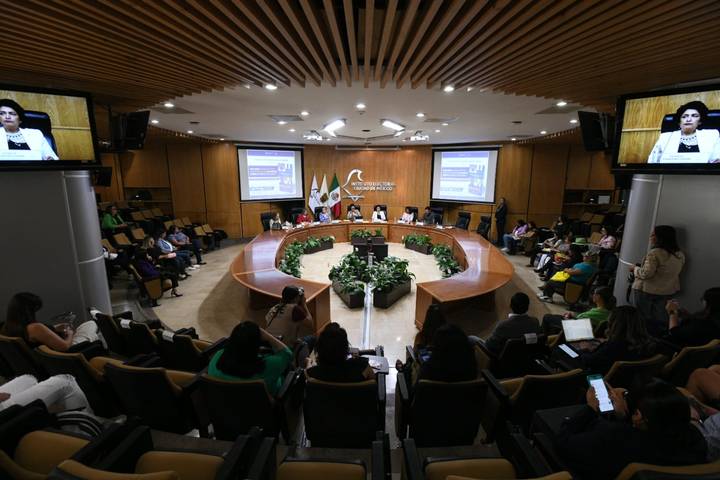 Lanzan guía para combatir violencia política contra las mujeres