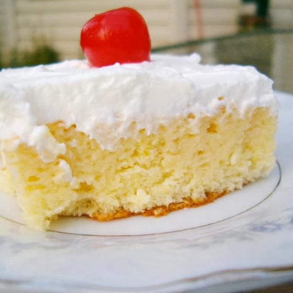 PASTEL DE TRES LECHES&nbsp;CASERO