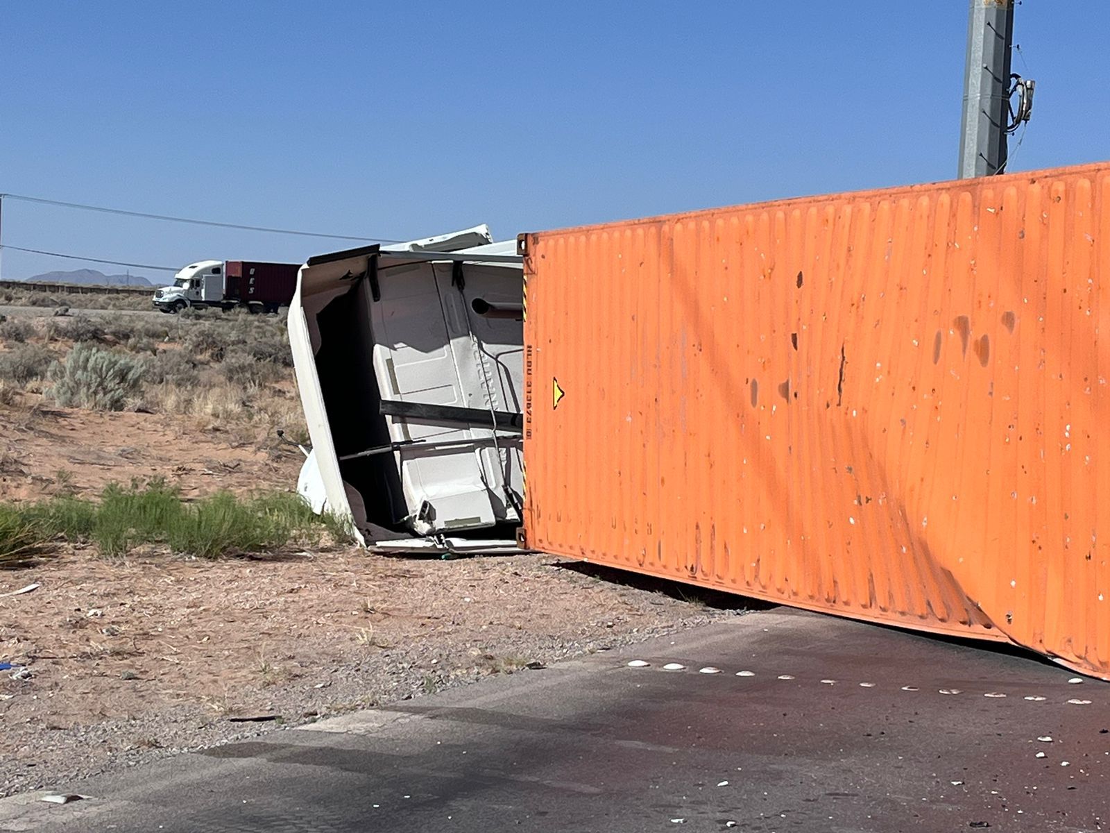 ¡SU «JUGUETITO» LO HIZO VOLCAR SU TRÁILER