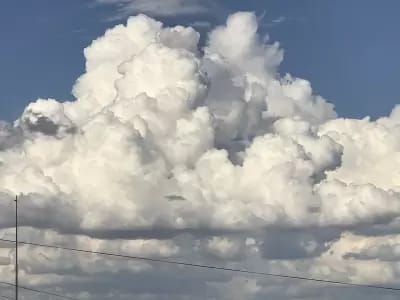 HOY SE VIENE LA LLUVIA