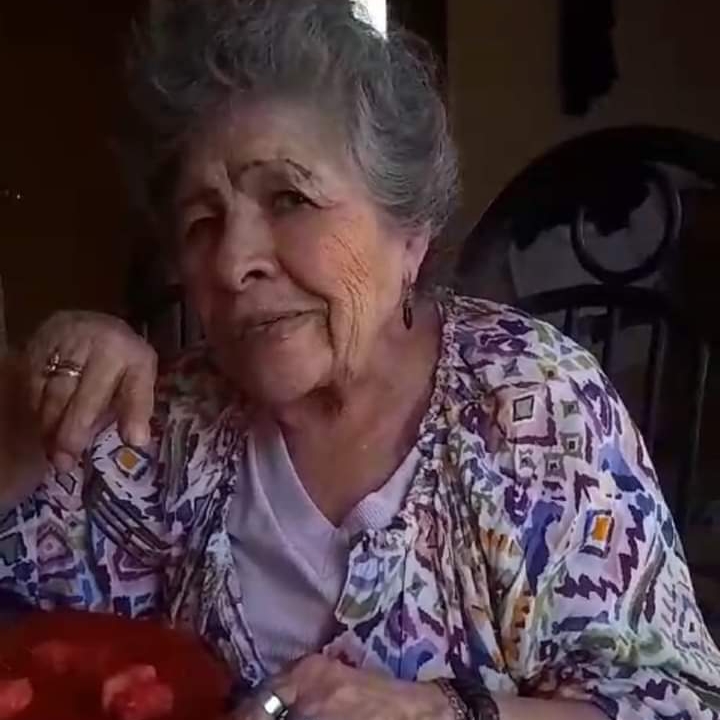 ABUELITA SALIÓ DE CASA Y YA NO REGRESÓ