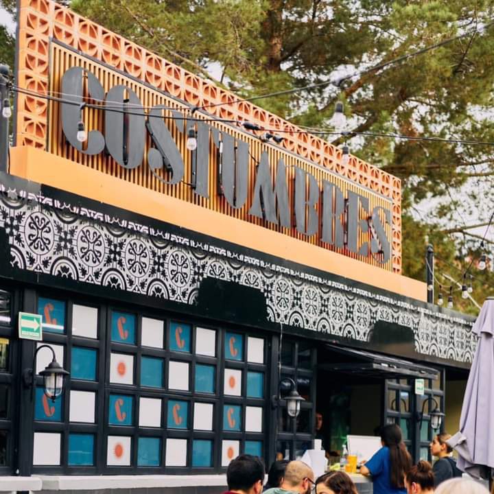 UN LUGAR PARA EL CHISMESITO DE&nbsp;SEÑORAS