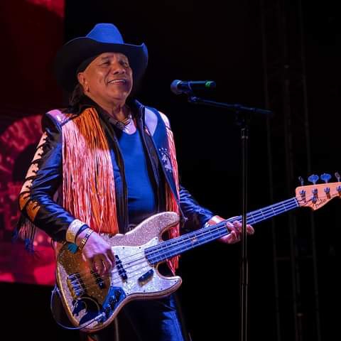 A BAILAR CON LOS ZAPATOS DE&nbsp;TACÓN