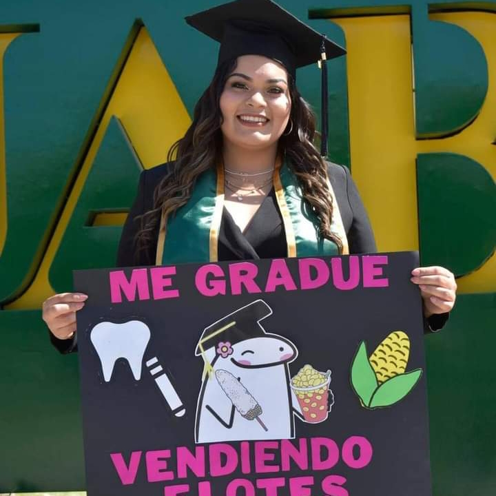 SE GRADUO DE ODONTOLOGÍA GRACIAS A SU&nbsp;EMPRENDIMIENTO