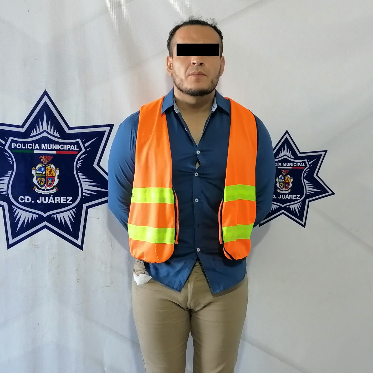 LO DEJÓ ENCERRADO EN SU CARRO CON ESTE&nbsp;CALORÓN