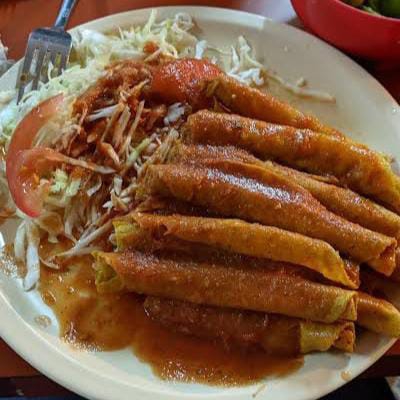 UNAS DELICIAS CON MÁS DE 5O AÑOS DE&nbsp;TRADICIÓN