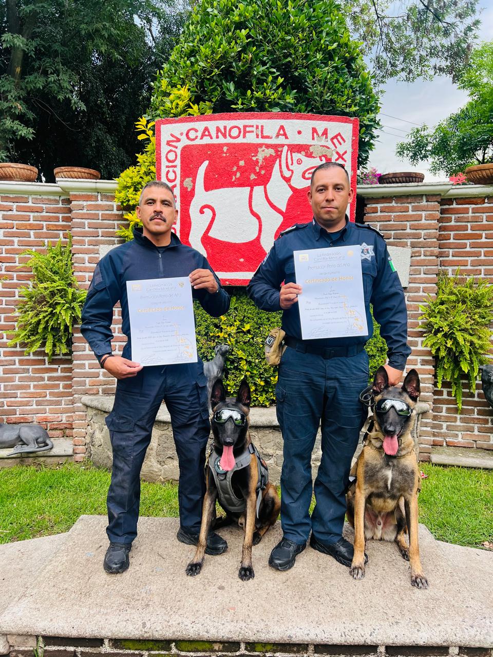 AGENTES CANINOS DE LA SSPM RECIBEN RECONOCIMIENTO.