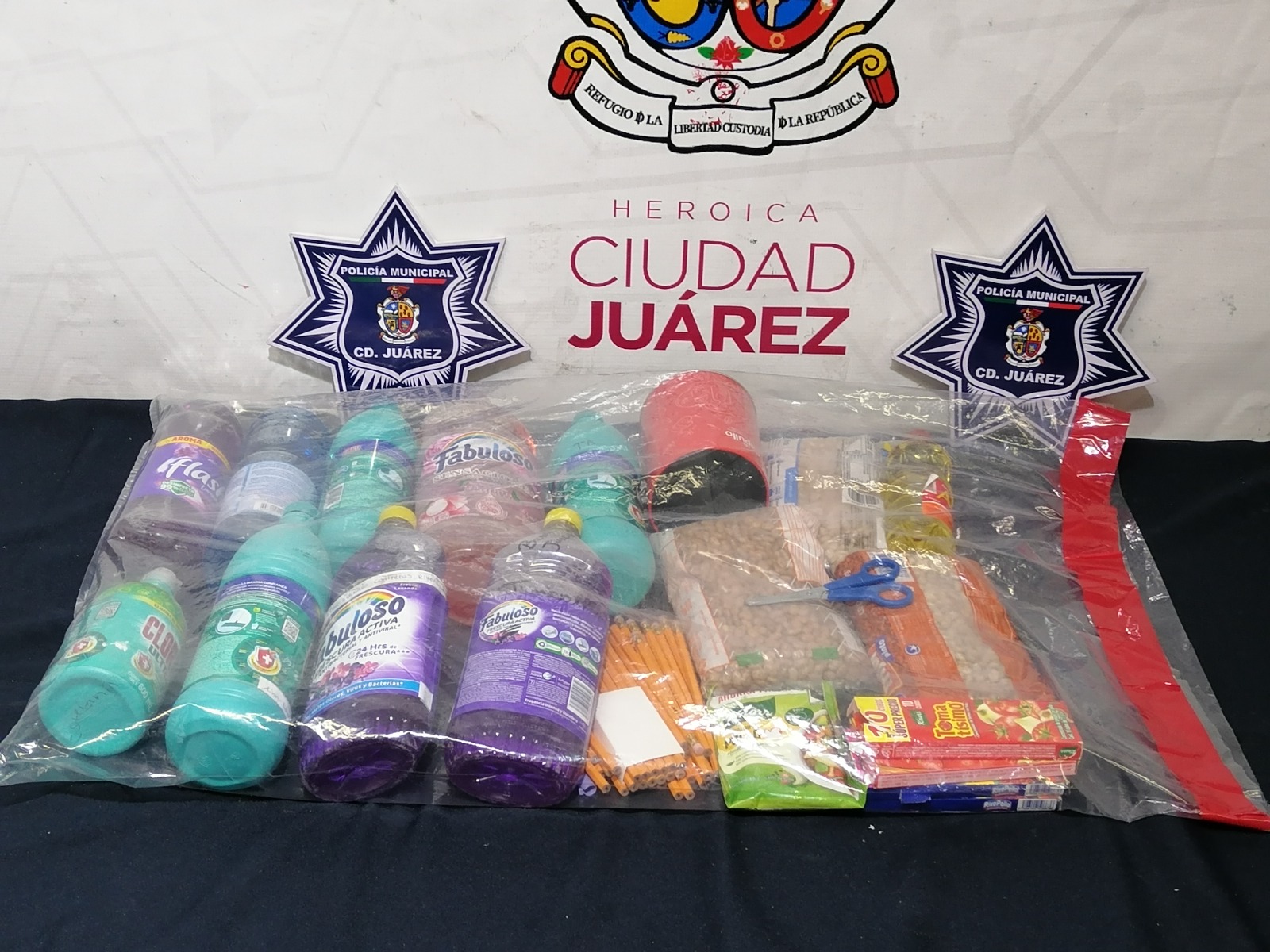 DETIENEN A MENOR POR ENTRAR A ESCUELA A ROBAR.