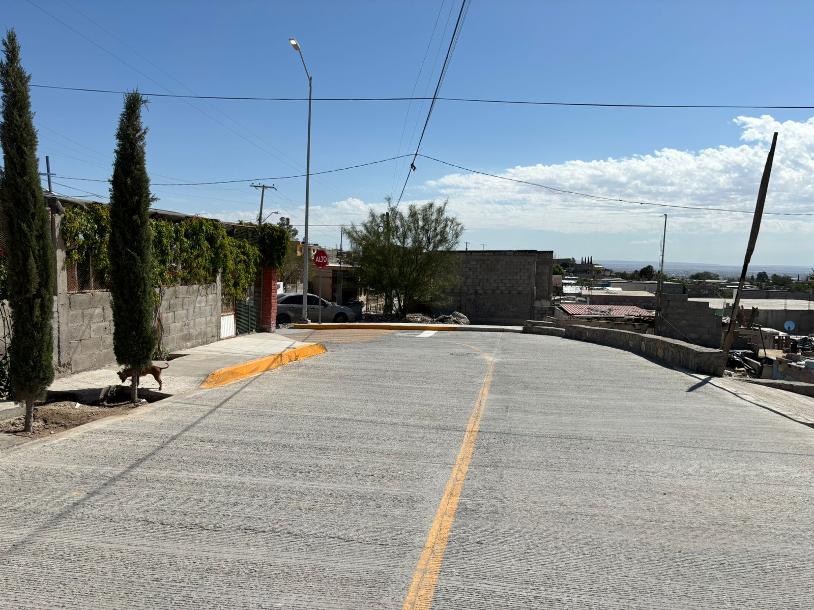 RECIBEN VECINOS DE LA PALO CHINO MEJORAS EN SU COLONIA.