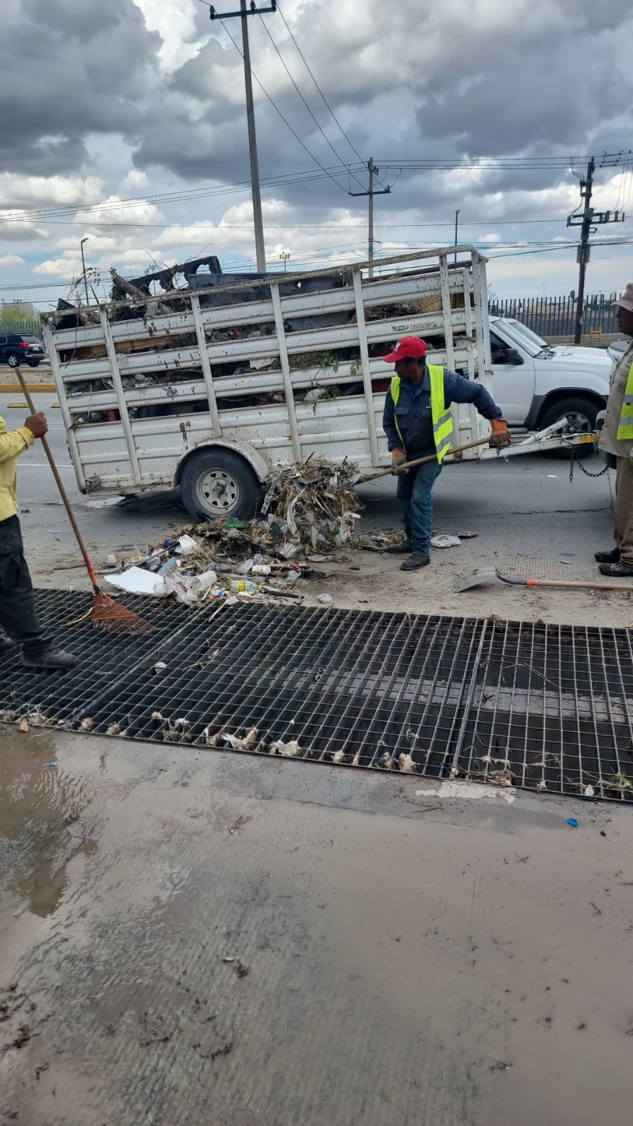 EXHORTA MUNICIPIO A MANTENER LIMPIAS LAS CALLES, ARROYOS Y&nbsp;DIQUES.