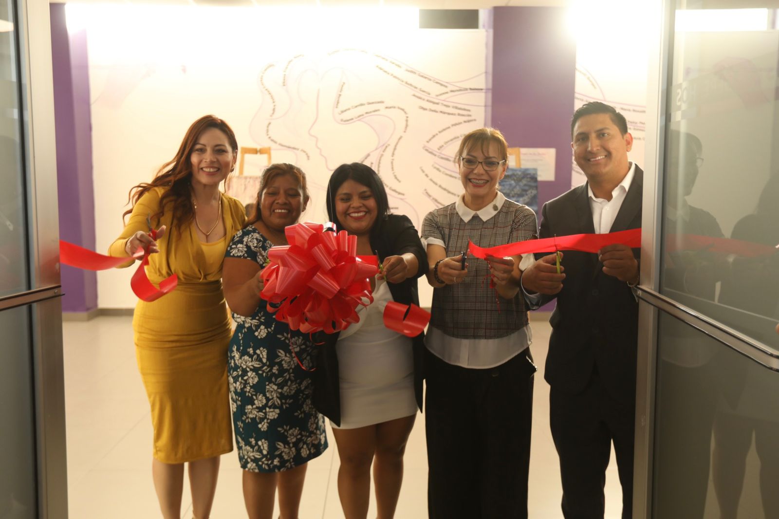 INAUGURA IMM UNA EXPOSICIÓN DE&nbsp;ARTE.