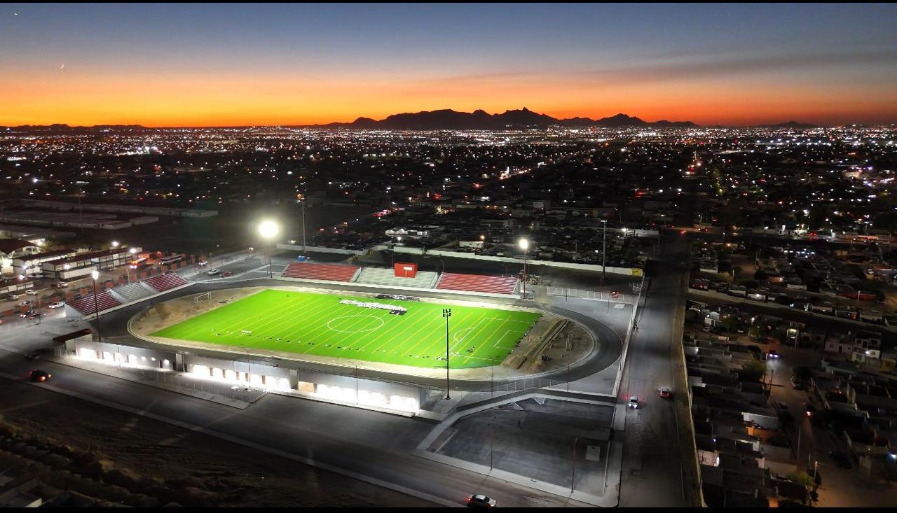 AFINAN DETALLES EN EL ESTADIO 8 DE&nbsp;DICIEMBRE.