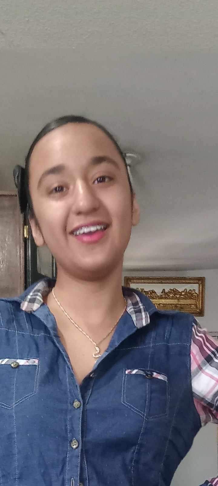 HA PASADO YA UNA SEMANA SIN SABER NADA DE&nbsp;ELLA.