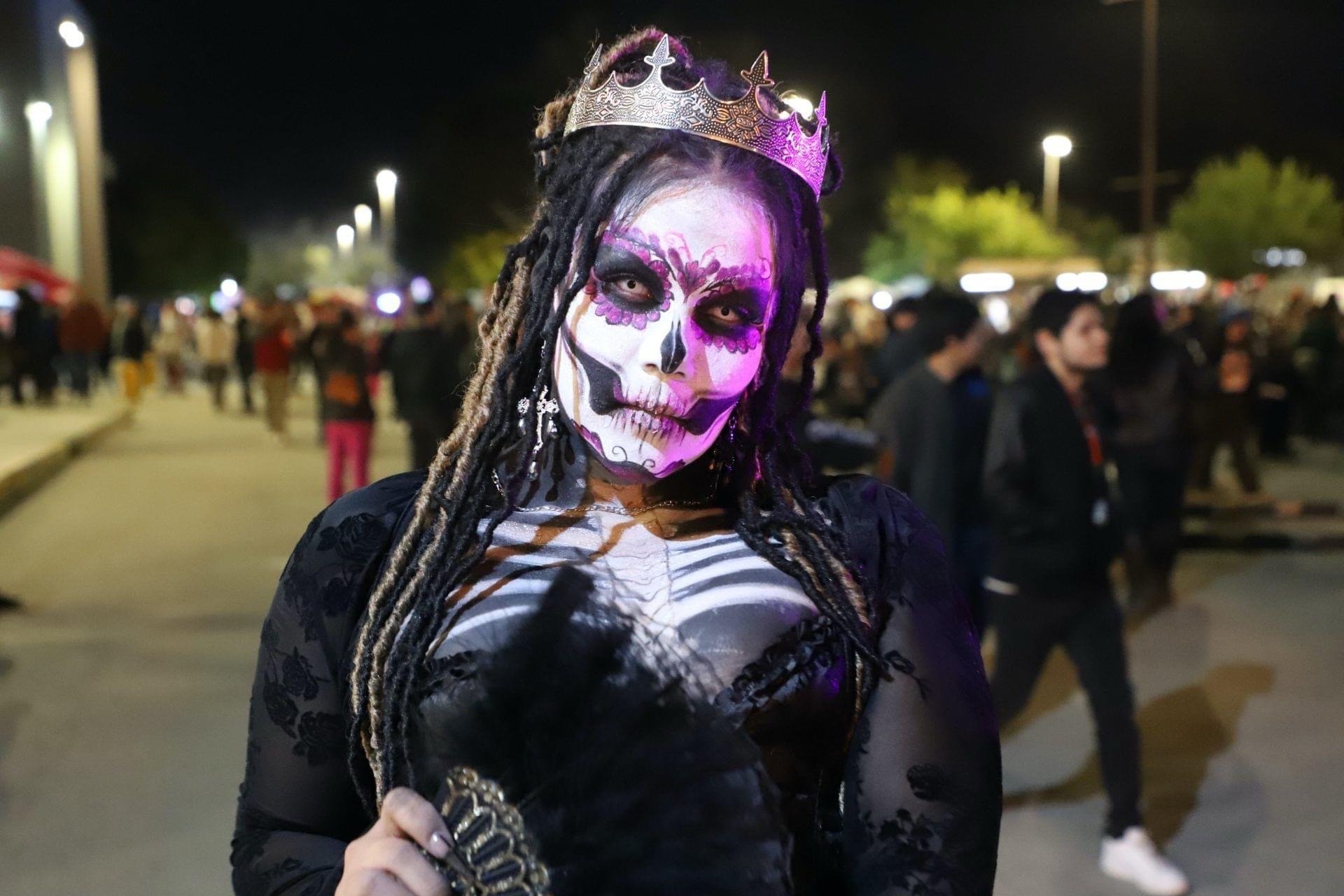 ¡ALTARES Y TUMBAS EN IADA DE LA UACJ! 💀🙌