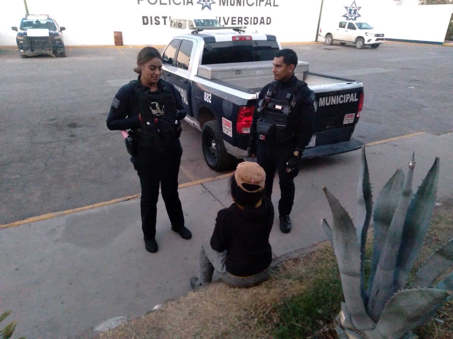 ¡RESCATAN A MUJER TRAS 3 AÑOS ENCERRADA POR SU TÓXICO! 😱🚨