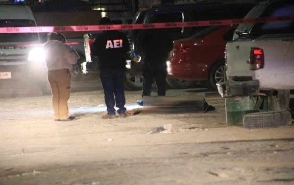 ¡ESCUCHA DISPAROS Y AL SALIR ENCUENTRA A SU HIJO SIN VIDA!&nbsp;🚨😨😭