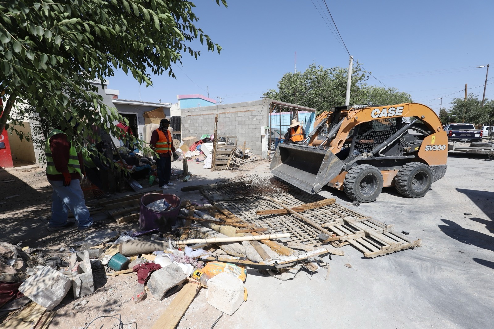 INTERVIENEN VIVIENDA ABANDONADA POR RIESGO&nbsp;SANITARIO
