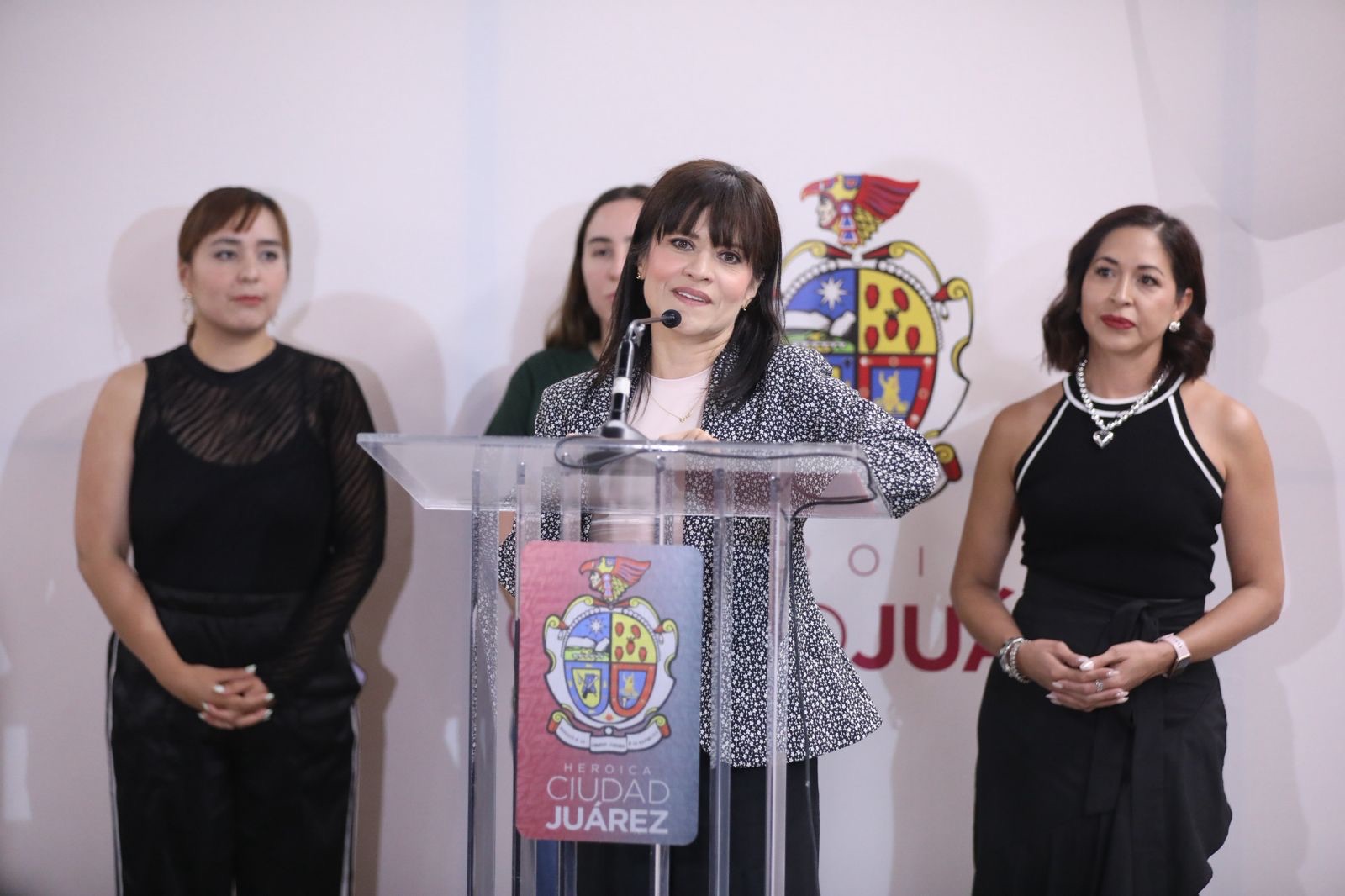 REALIZARÁN CAMBALACHE DE PRENDAS EN EL CHAMIZAL