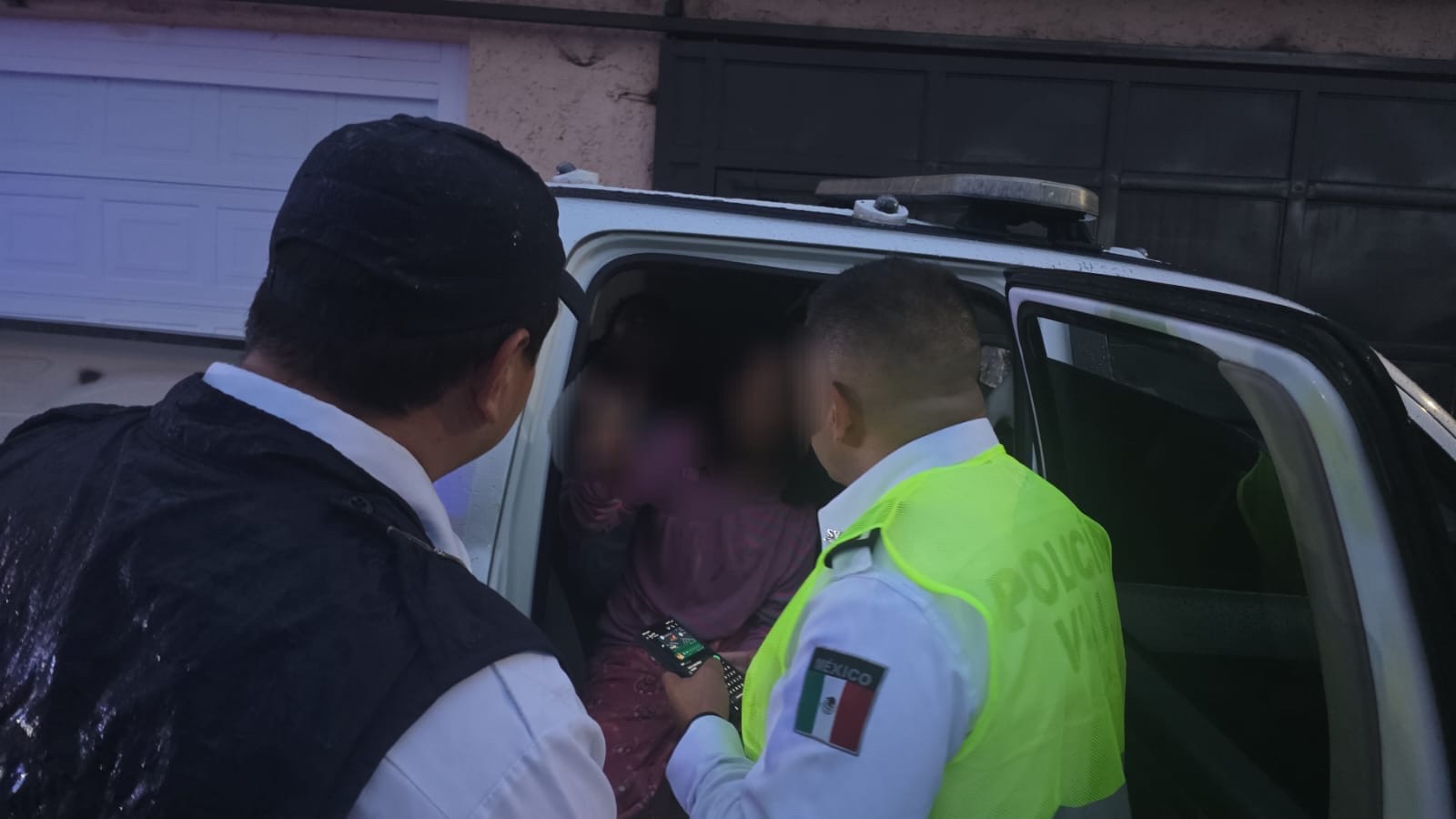 RESCATAN A DOS NIÑAS TRAS LLUVIAS EN&nbsp;JUÁREZ