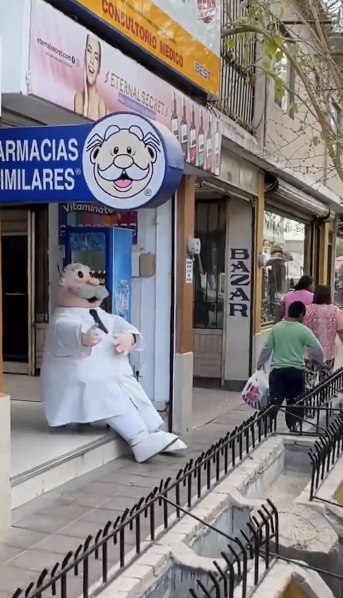 ENTRA EN VIGOR LA LEY SILLA EN MÉXICO QUE OBLIGA A EMPRESAS A DAR ASIENTOS A&nbsp;EMPLEADOS