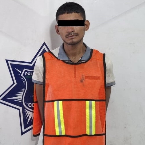DETIENEN A HOMBRE POR ROBO DE VEHÍCULO Y VIOLACIÓN