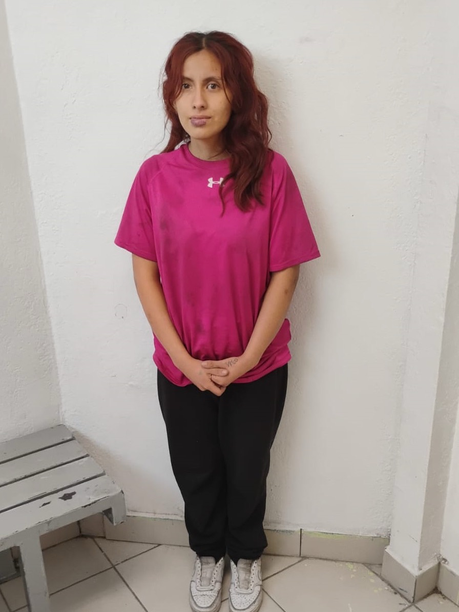 ENCUENTRAN A MUJER SOLA EN CASA ABANDONADA