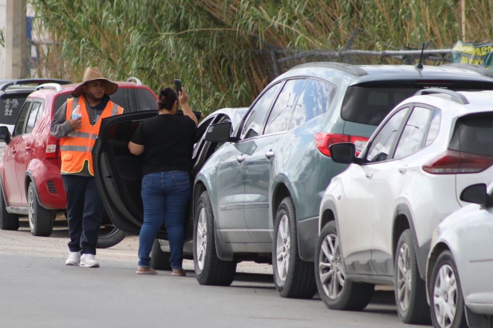 PIDEN DENUNCIAR ABUSOS DE PARQUEROS