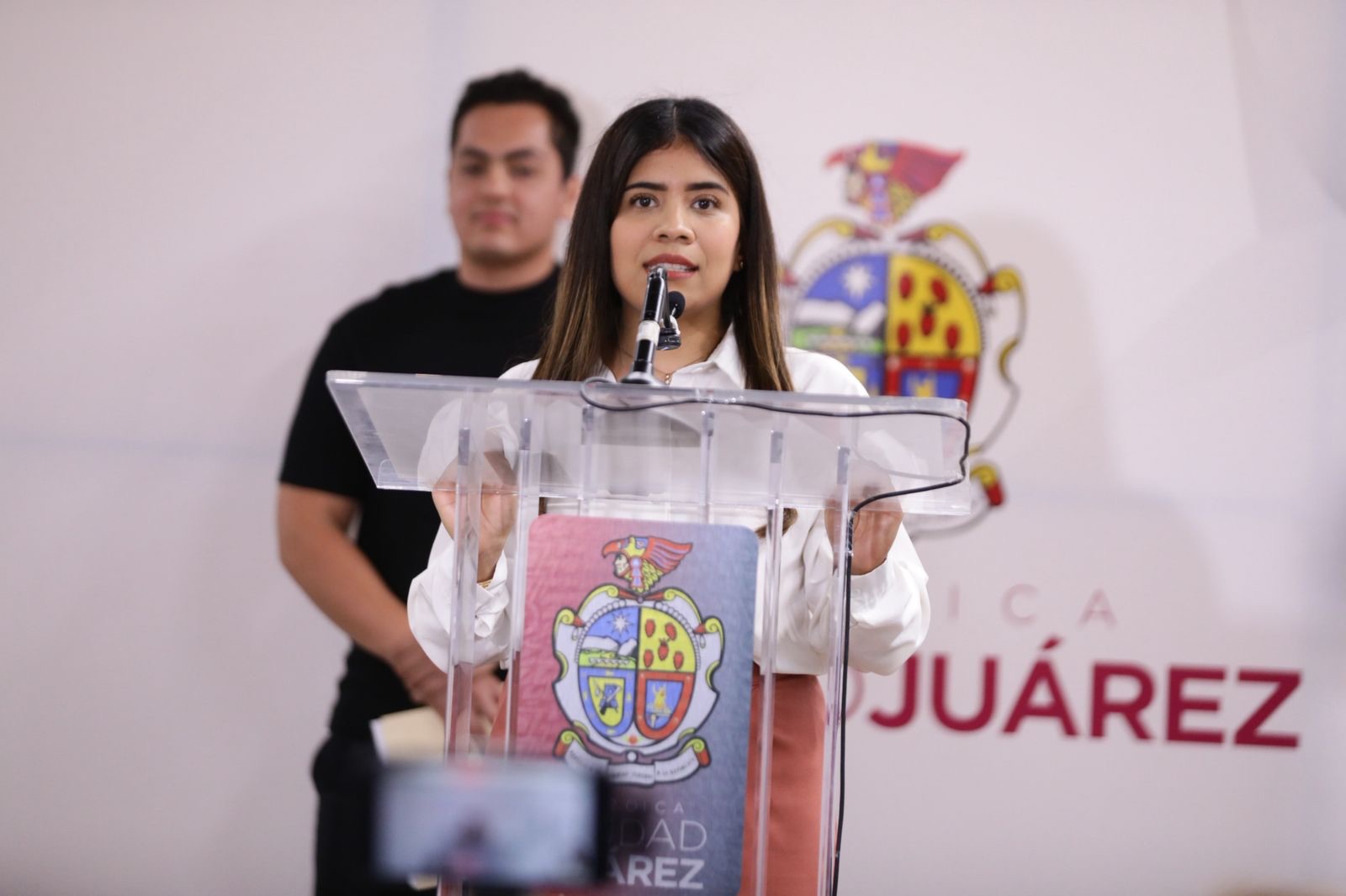 ABREN CONVOCATORIA DE BECAS PARA ALUMNOS DE LA UTCJ