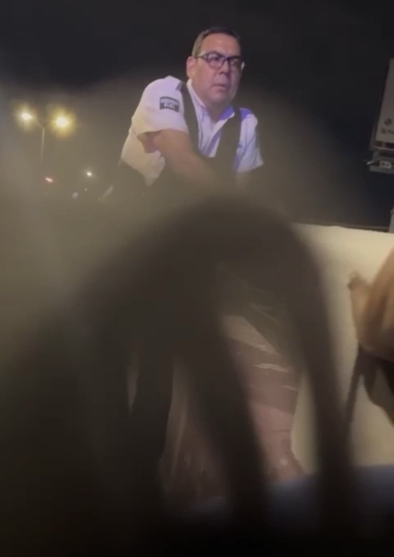 AGENTES VIALES LE OFRECEN AYUDA JUSTO A&nbsp;TIEMPO