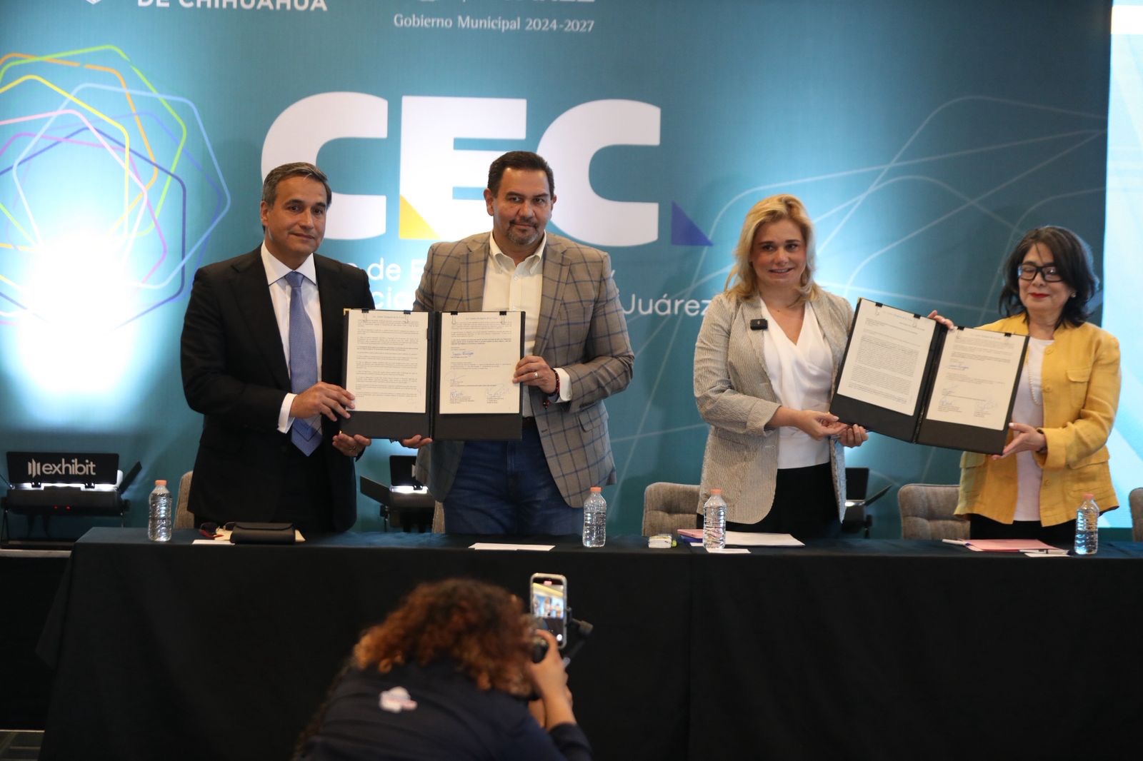 DONAN TERRENO MILLONARIO PARA CENTRO DE CONVENCIONES EN JUÁREZ