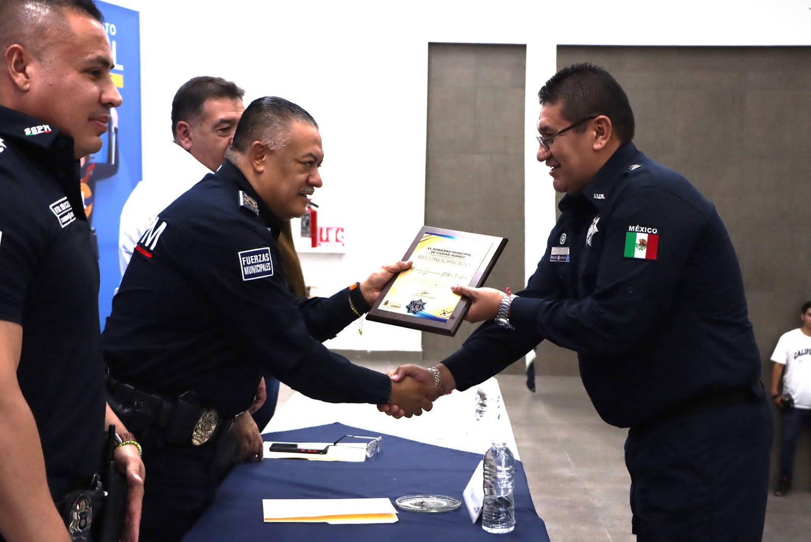 RECONOCEN A 60 POLICÍAS DEL MES EN&nbsp;JUÁREZ