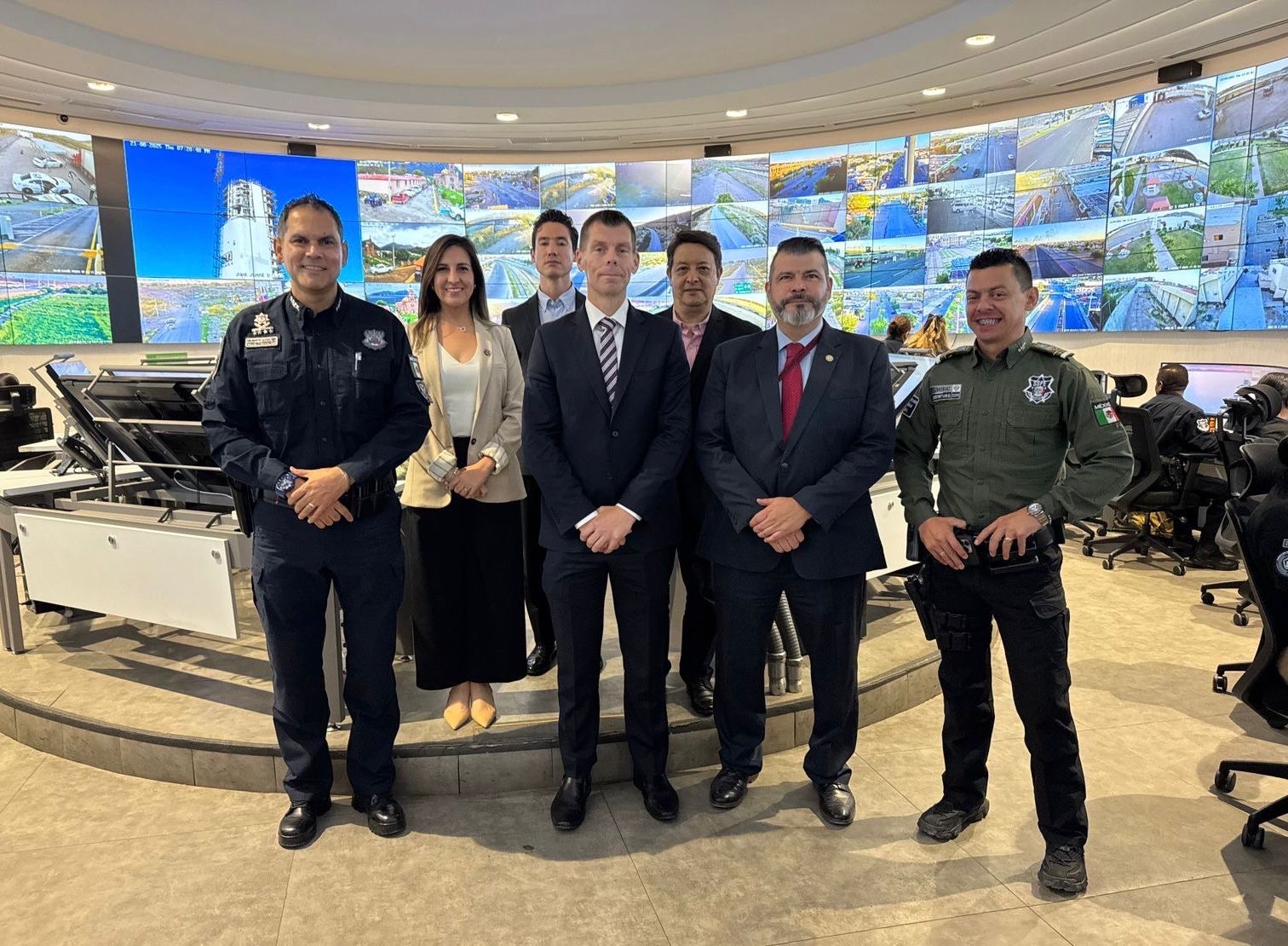 AUTORIDADES DE CHIHUAHUA Y FBI BUSCAN MAYOR SEGURIDAD EN LA FRONTERA