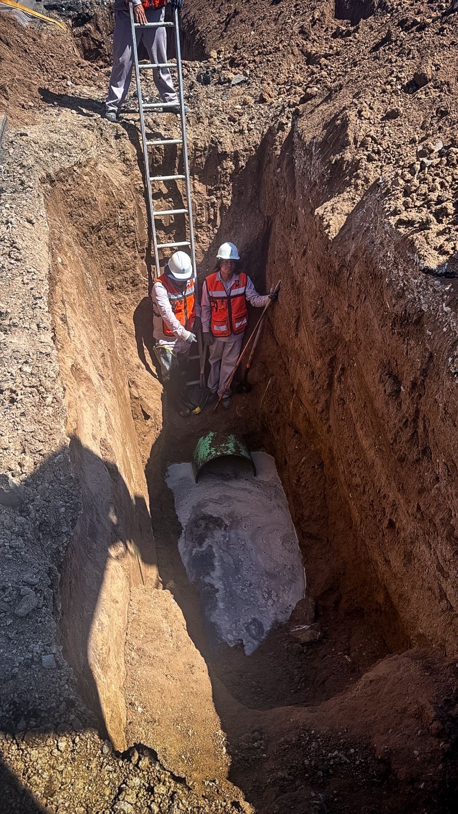 JMAS REPARA HUNDIMIENTO EN AVENIDA LÓPEZ MATEOS