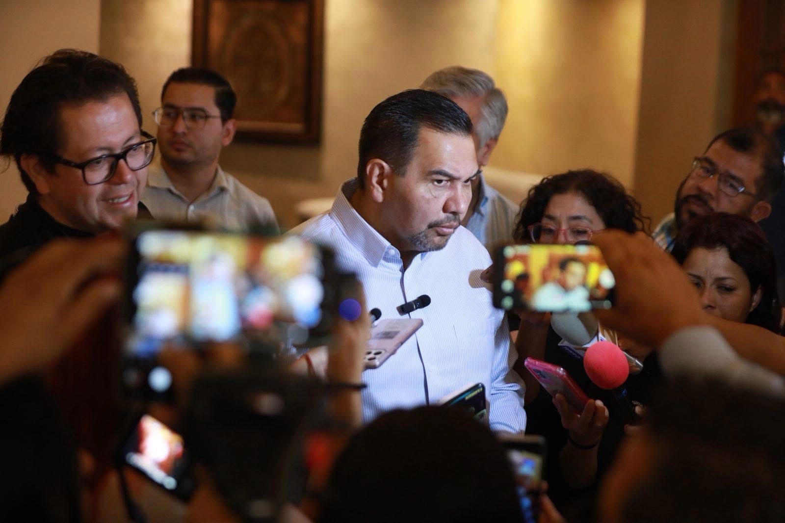 ALCALDE CONFIRMA AYUDA A FAMILIAS AFECTADAS POR CASO CREMATORIO&nbsp;PLENITUD