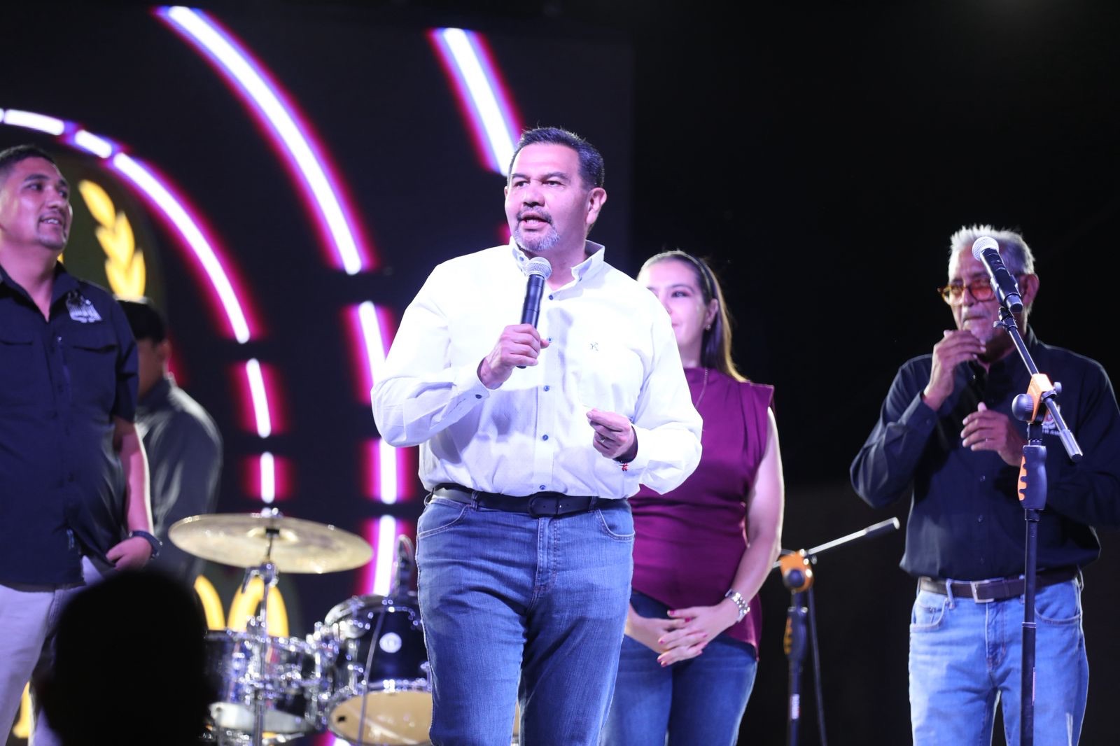 ALCALDE ARRANCA FERIA DE LAS HORTALIZAS EN&nbsp;SAMALAYUCA