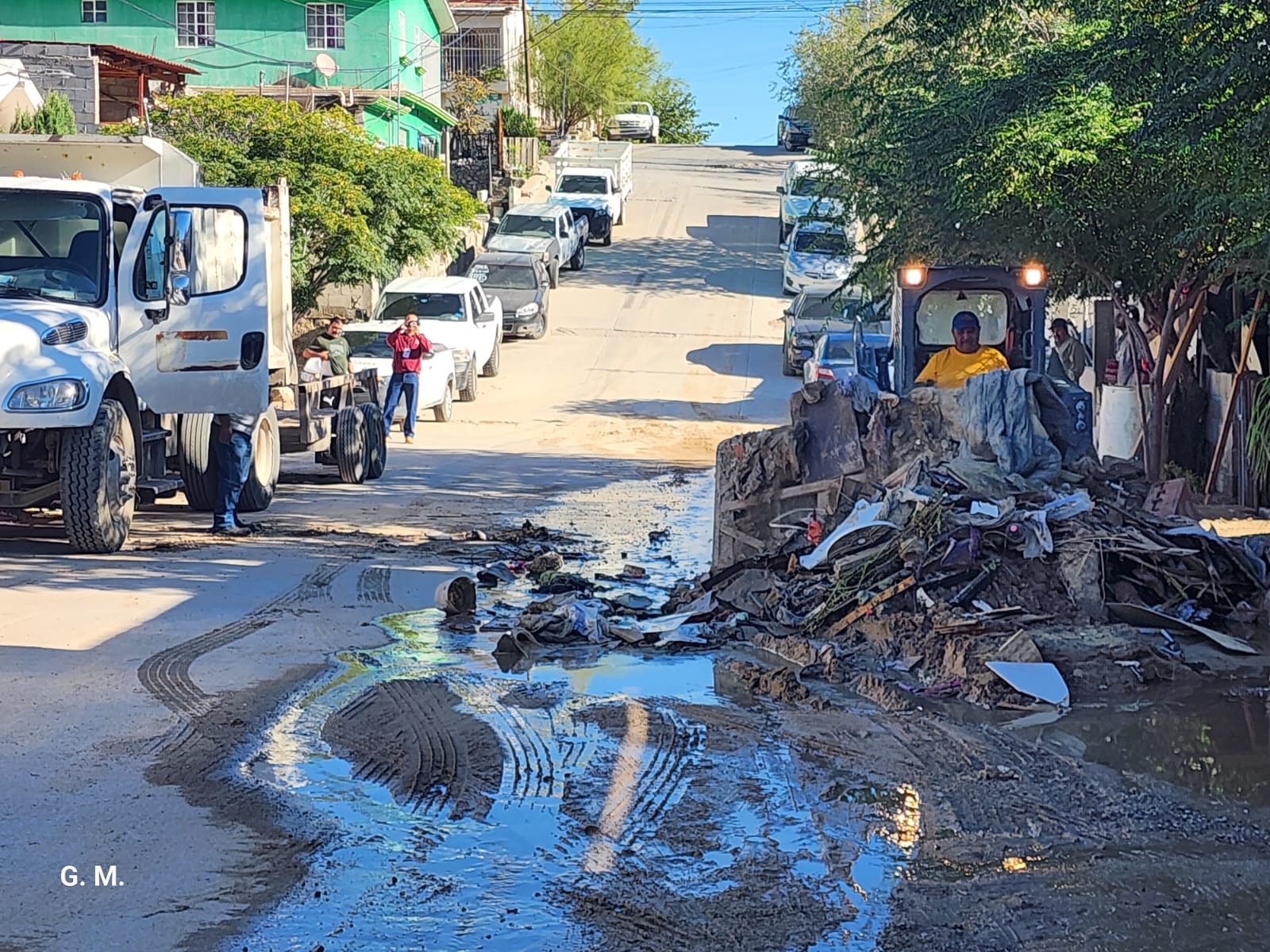 ATIENDEN DENUNCIA CIUDADANA EN LA GALEANA TRAS AFECTACIONES POR LLUVIAS