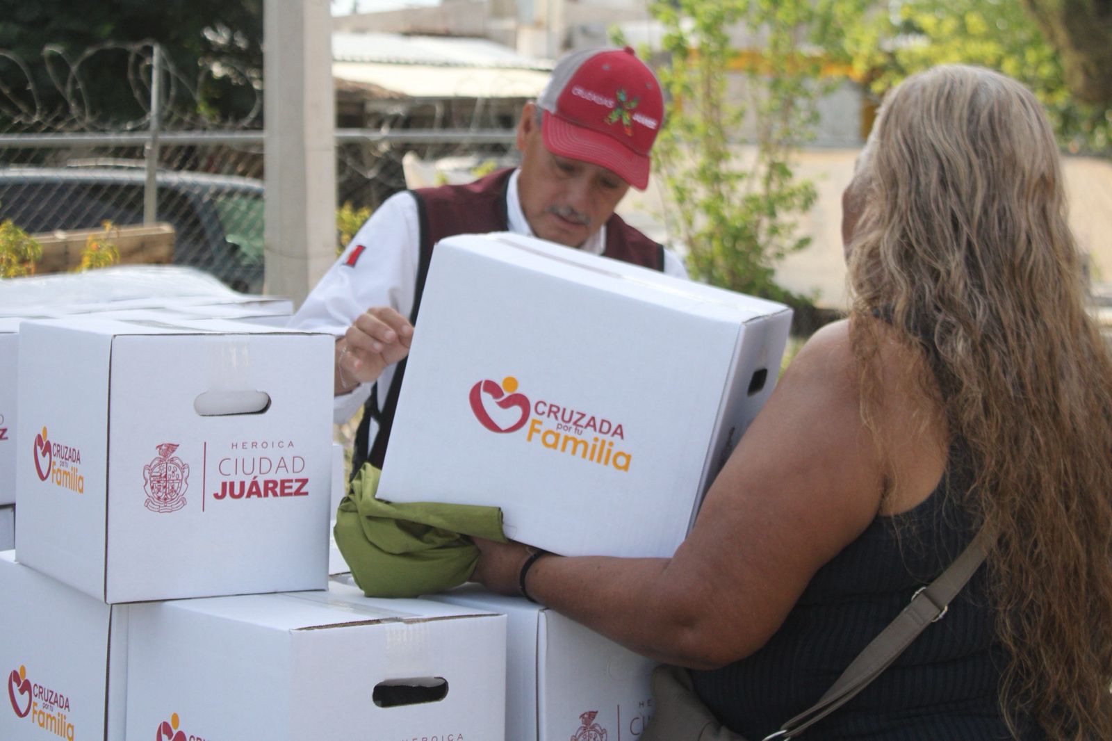 DESARROLLO SOCIAL ENTREGA DESPENSAS EN&nbsp;JUÁREZ