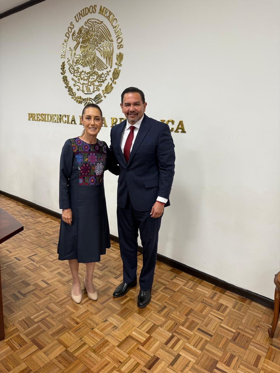 ACOMPAÑA EL ALCALDE A PRESIDENTA CLAUDIA SHEINBAUM EN MESA DE SEGURIDAD