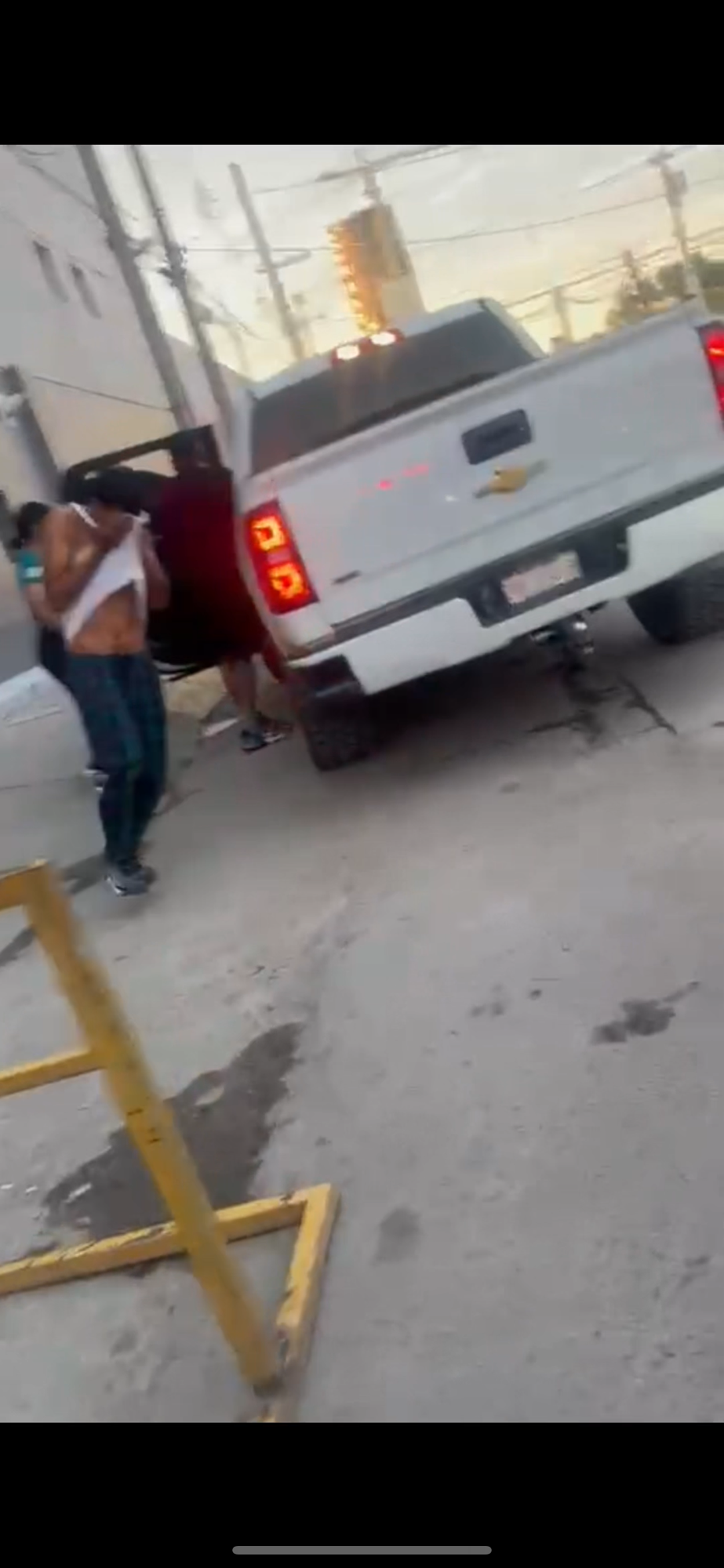 POLICÍAS VIALES AUXILIAN A MUJER&nbsp;EMBARAZADA