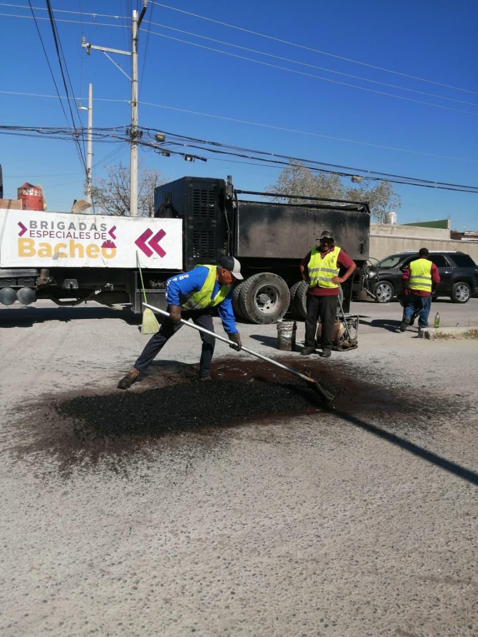 MÁS DE DIEZ MIL BACHES TAPADOS EN SOLAS SIETE SEMANAS