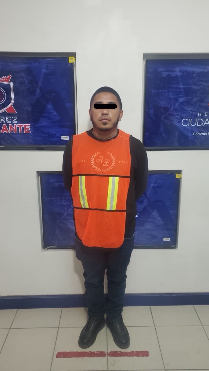 PERSECUCIÓN TERMINA CON DETENCIÓN Y ARMA ASEGURADA