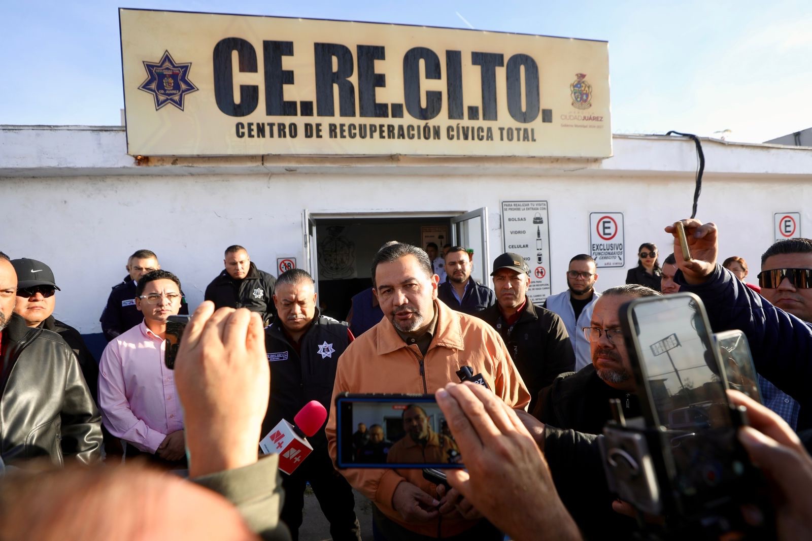 ALCALDE DE JUÁREZ OTORGA INDULTO NAVIDEÑO Y LIBERAN A BORRACHOS DEL CERECITO