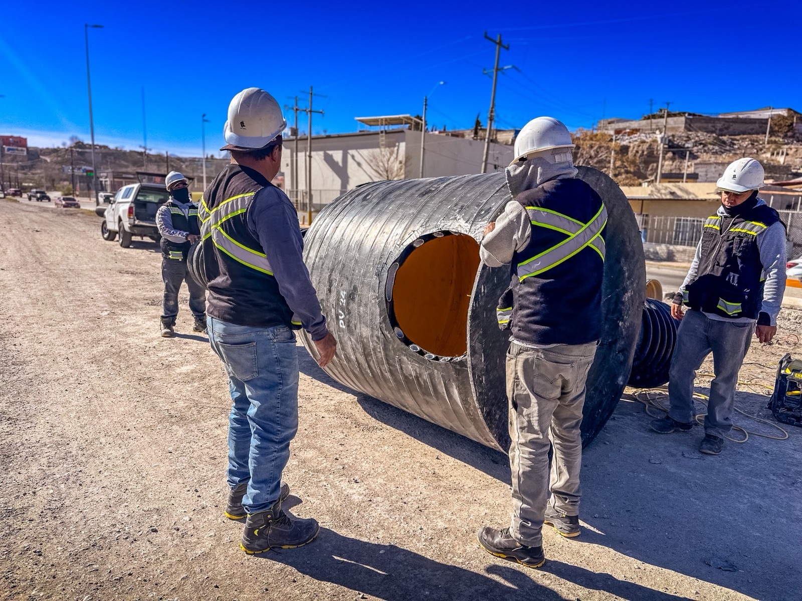 ¡POR FIN! REPARARÁN EL DRENAJE QUE AFECTÓ A VECINOS DURANTE MUCHOS AÑOS