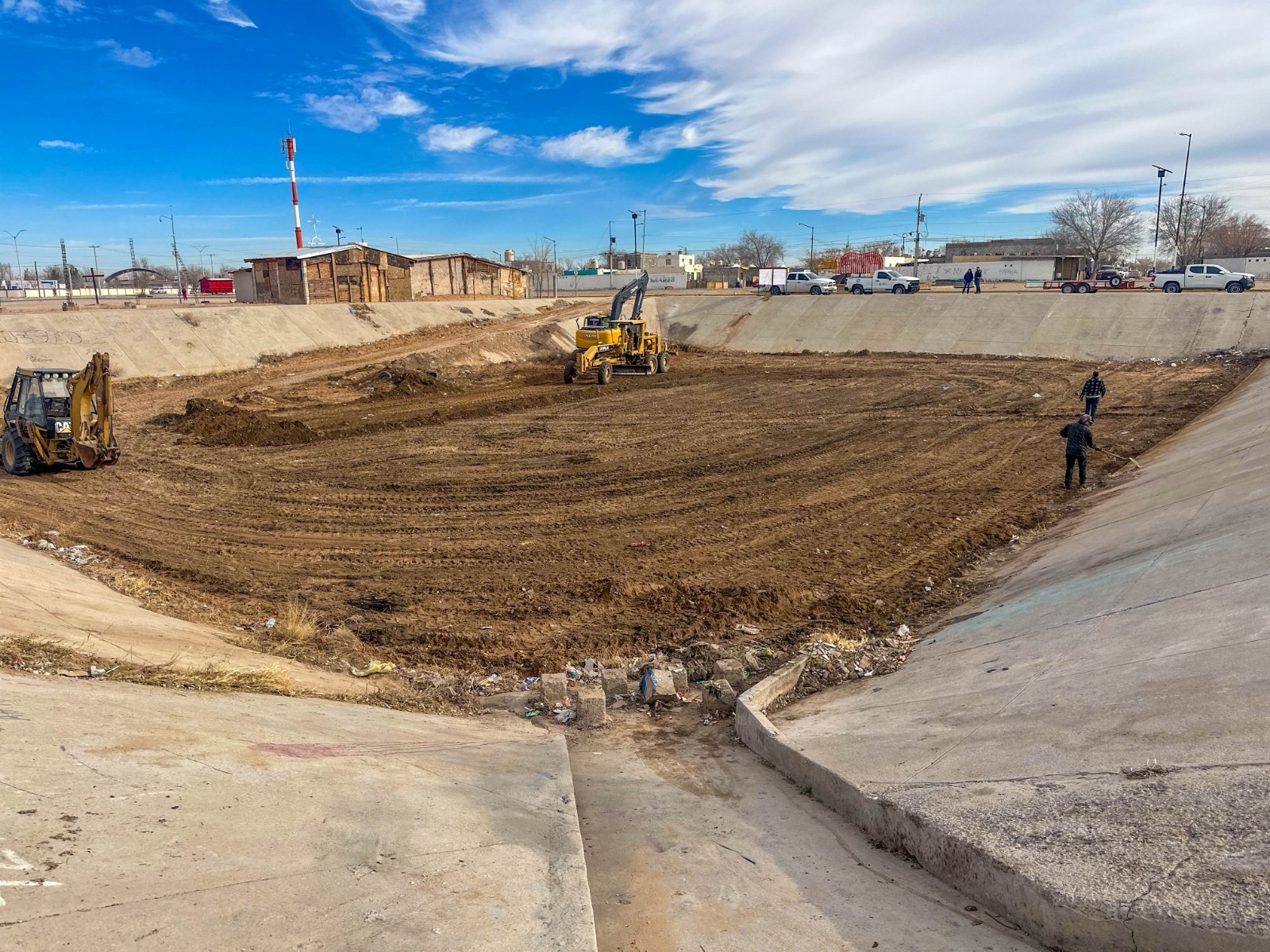 JMAS REALIZA LIMPIEZA DE DIQUE Y REPARACIÓN DE CALLES EN PARAJES DE SAN&nbsp;JOSÉ