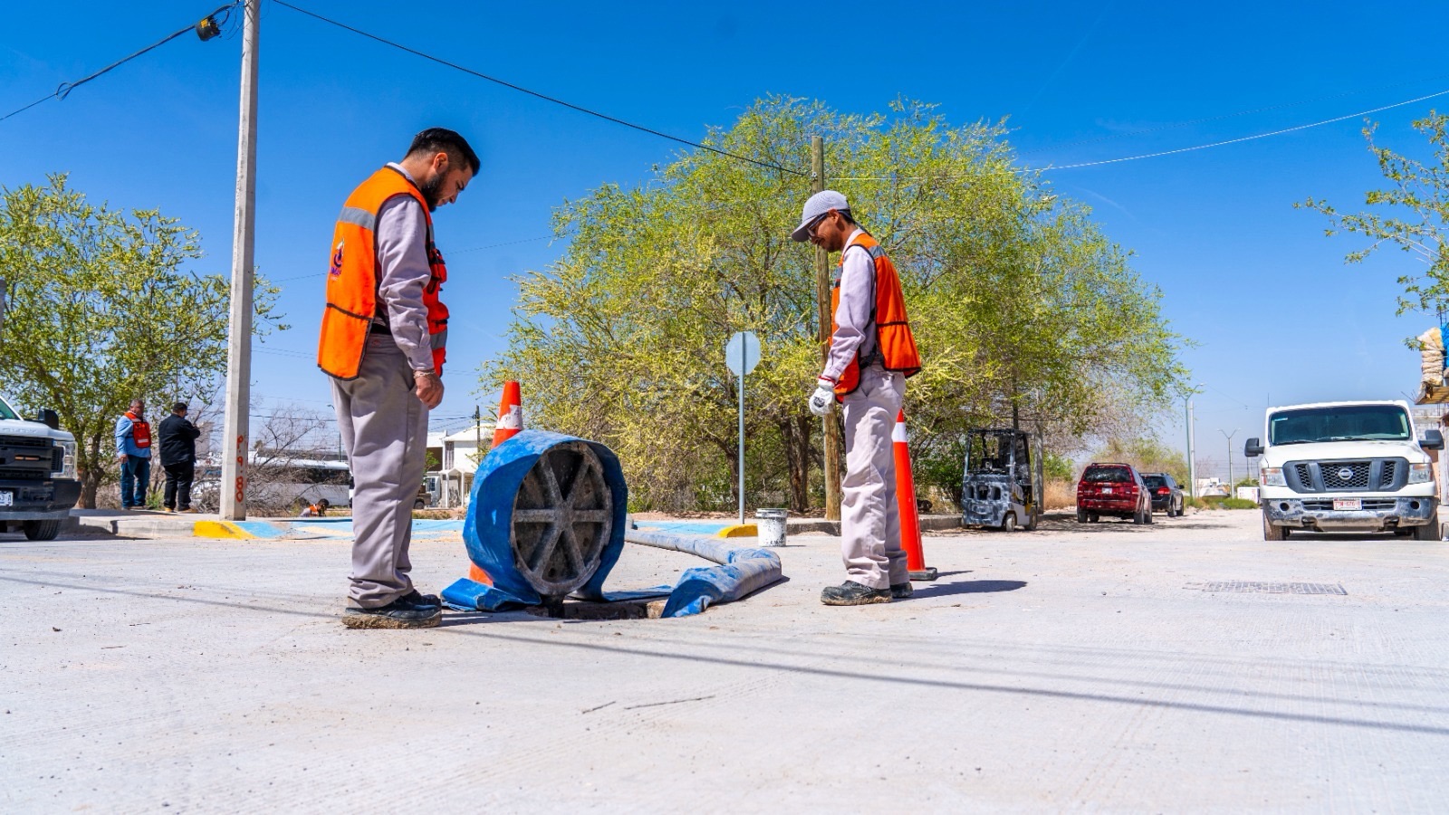 LA JMAS REALIZA LIMPIEZA DE DIQUE EN EL MEZQUITAL PARA EVITAR&nbsp;BROTES