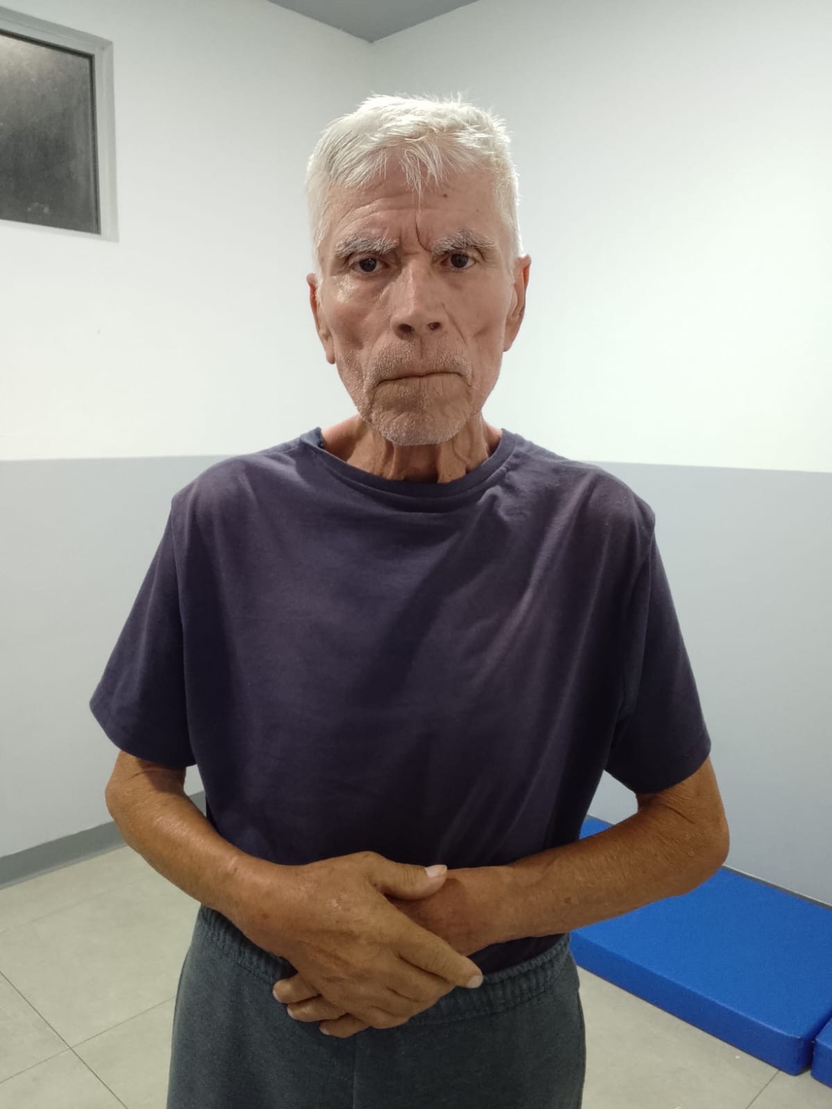 CAMINABA SOLO Y DESORIENTADO EN PLENA&nbsp;CALLE