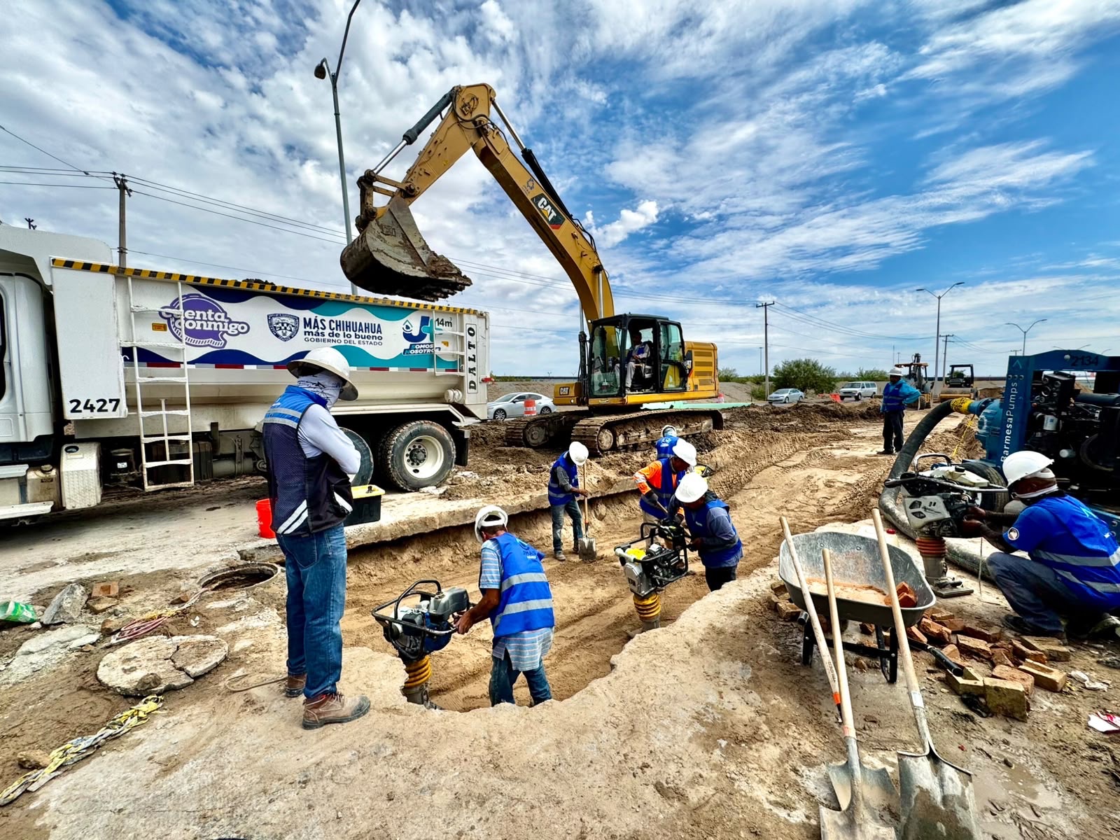 SOCAVÓN DE 3 METROS YA FUE REPARADO; JUÁREZ ESPERA REABRIR EL BULEVAR