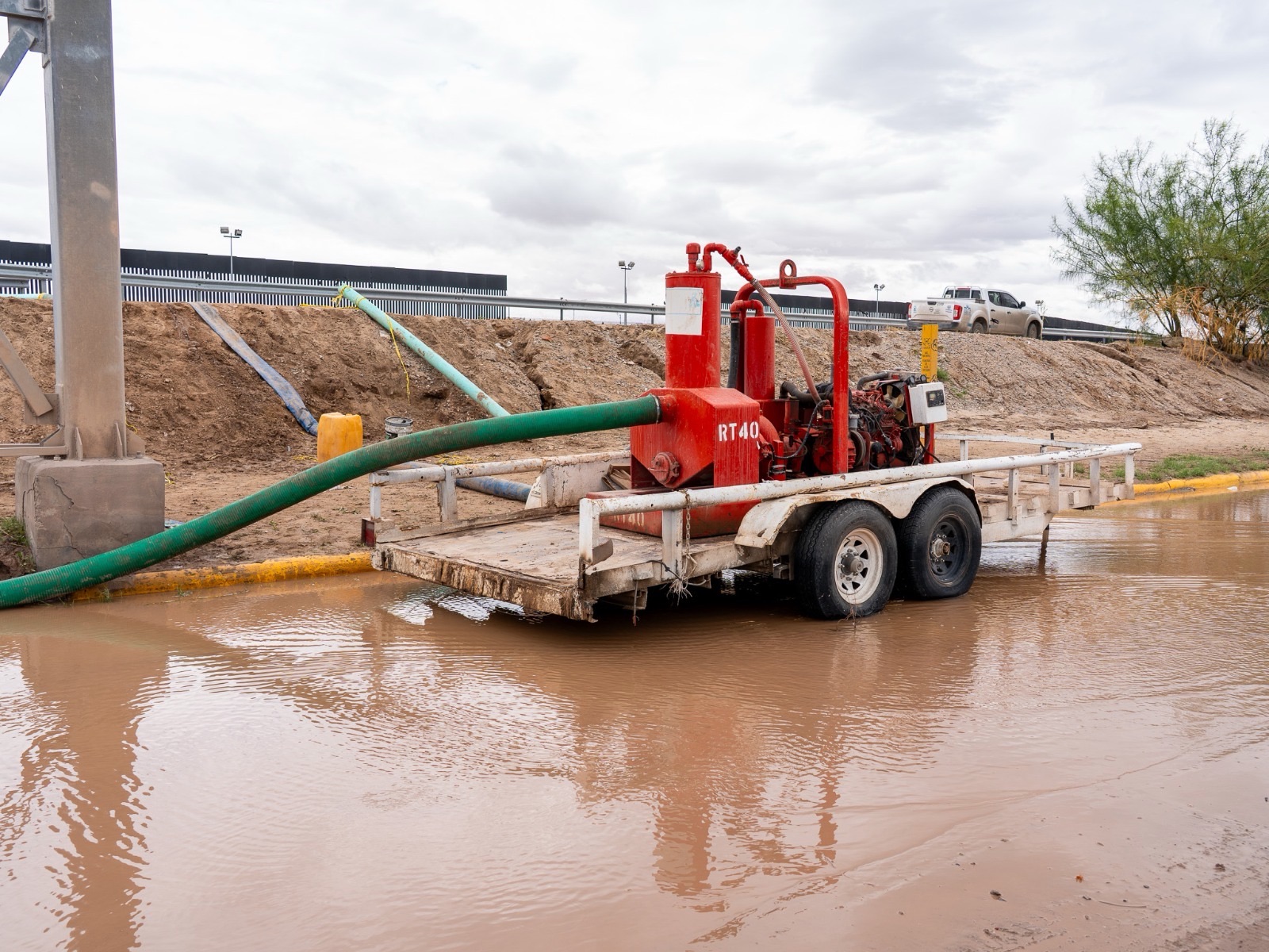 DESPUÉS DE TODA LA NOCHE, JMAS TERMINA OPERATIVO POR DESBORDAMIENTO DEL RÍO&nbsp;BRAVO